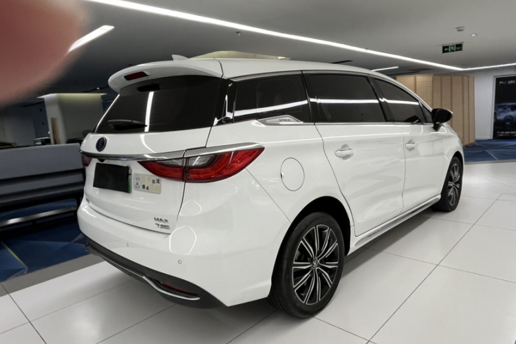 比亚迪 宋MAX新能源 2019 汽车图片 #8