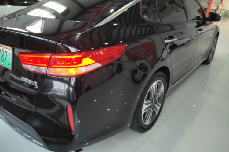 起亚 起亚K5新能源 2019 汽车图片 #8