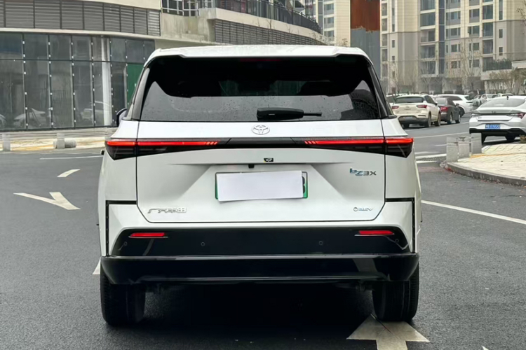 Toyota Bozhi 3X 2025 car image #8