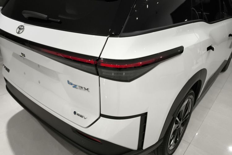Toyota Bozhi 3X 2025 image de voiture #8