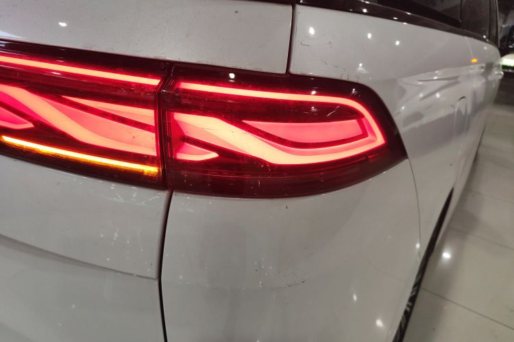 BYD Xia 2025 #8 BYD Xia 2025 car image #8