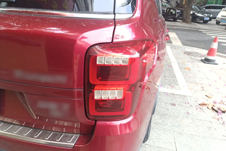 GAC Trumpchi GS7 2018 #8 GAC Trumpchi GS7 2018 car image #8