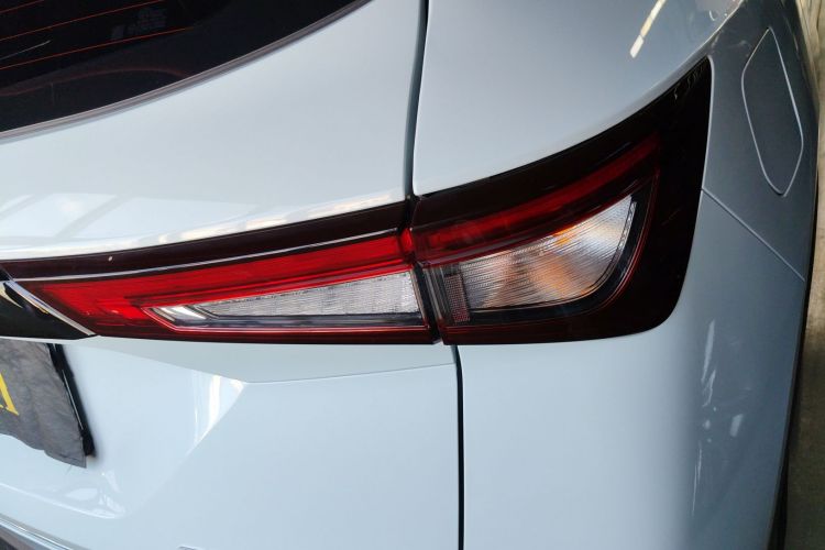 Wuling Asta 2022 #8 Wuling Asta 2022 صورة سيارة #8