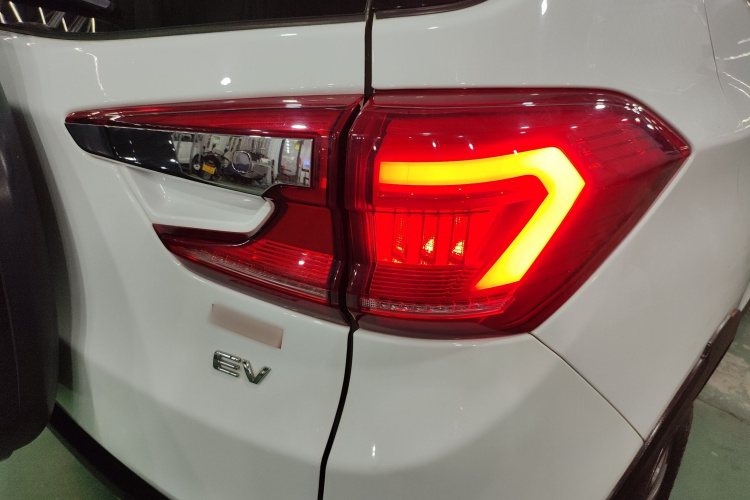 BYD Yuan 2020 immagine di auto #8