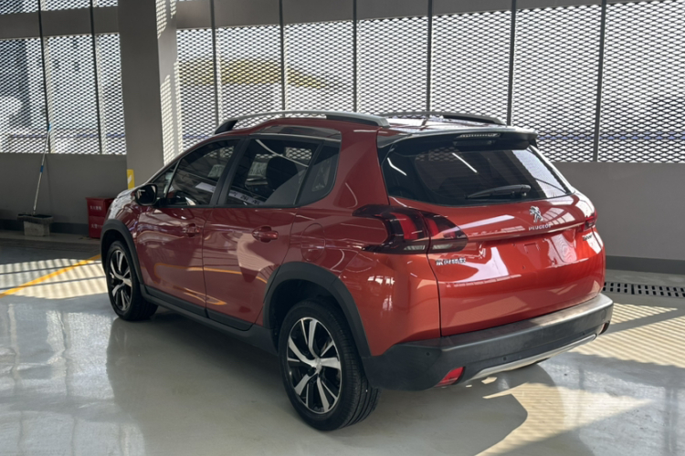 Peugeot 2008 2018 #8 Peugeot 2008 2018 image de voiture #8