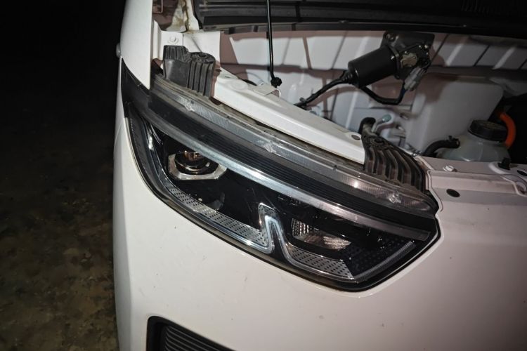 五菱汽车 五菱扬光电卡 2024 汽车图片 #8