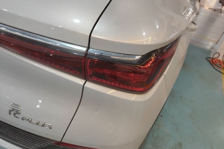 BYD Yuan 2022 #8 BYD Yuan 2022 immagine di auto #8