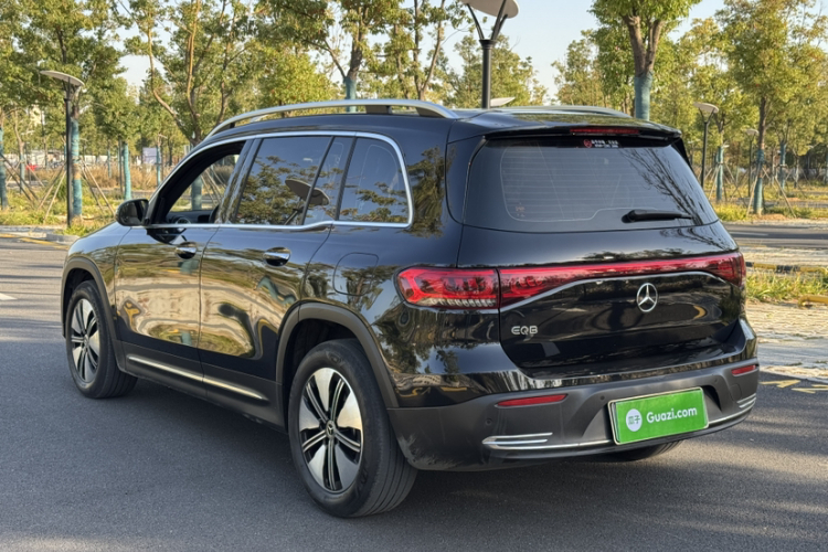 Mercedes-Benz EQB Class 2023 immagine di auto #8