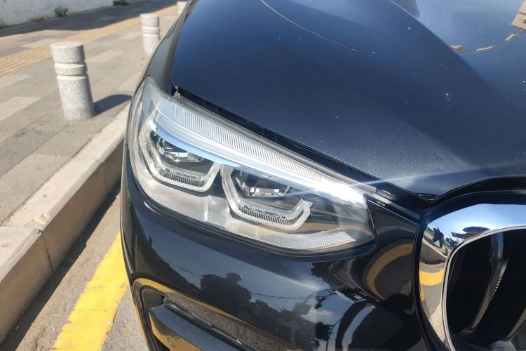 BMW X4 M40i 2019 #8 BMW X4 M40i 2019 car image #8