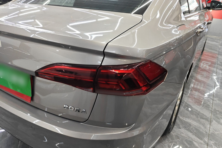 Volkswagen Bora 2019 car image #8