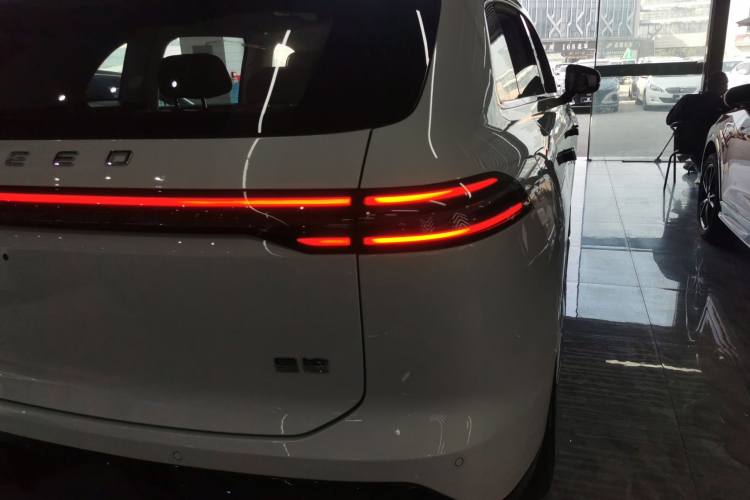 Exceed Stellar Era ET 2025 car image #8