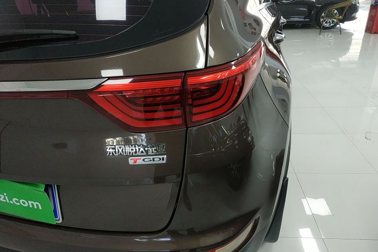 Kia KX5 2016 car image #8