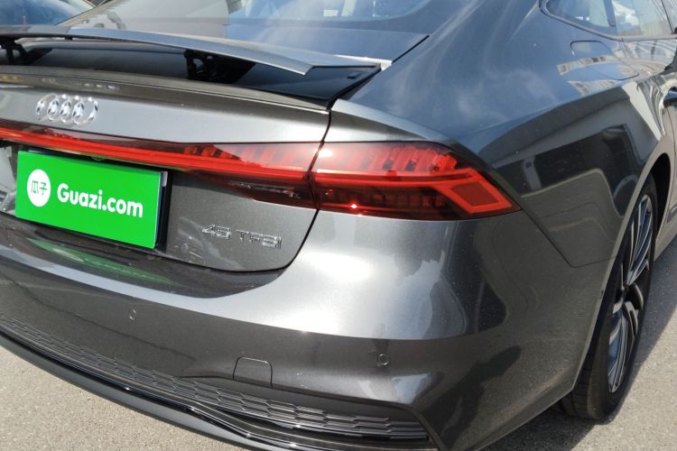 Audi A7 2024 car image #8