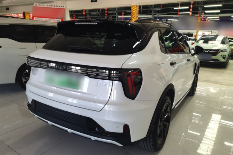 Lynk & Co 01 EM-P 2022 car image #8