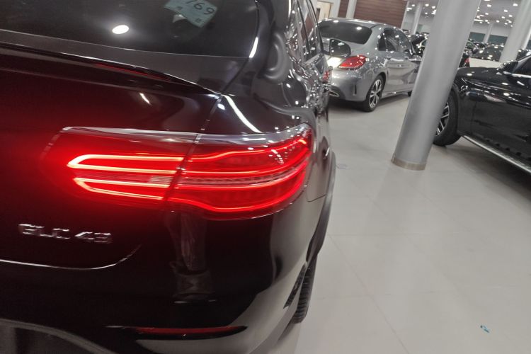 Mercedes-Benz GLC Coupe AMG 2018 صورة سيارة #8