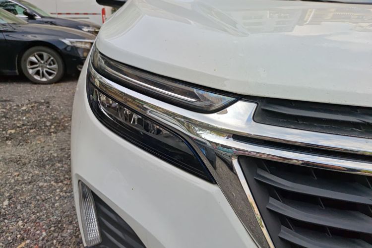 Chevrolet Equinox 2023 car image #8