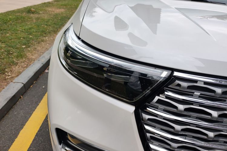 Ford Explorer 2021 صورة سيارة #8