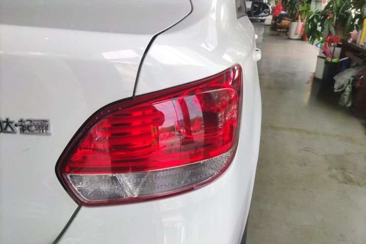 起亚 焕驰 2018 汽车图片 #8