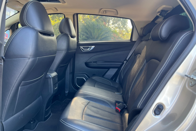 Vision X3 2019 car image #8