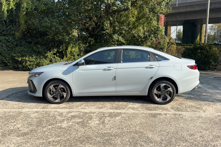 GEELY Emgrand L 2022 #8 GEELY Emgrand L 2022 car image #8