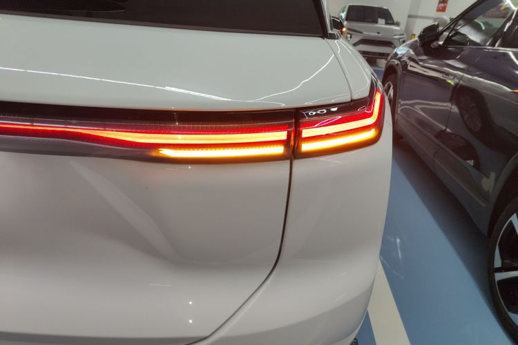 NIO ES7 2022 image de voiture #8