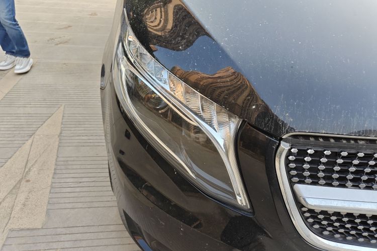 奔驰 威霆 2017 汽车图片 #8