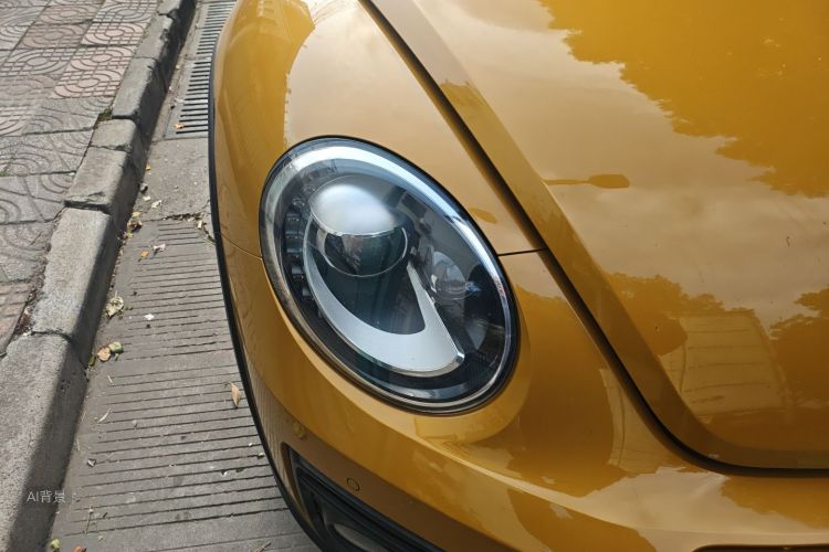 Volkswagen Beetle 2018 car image #8