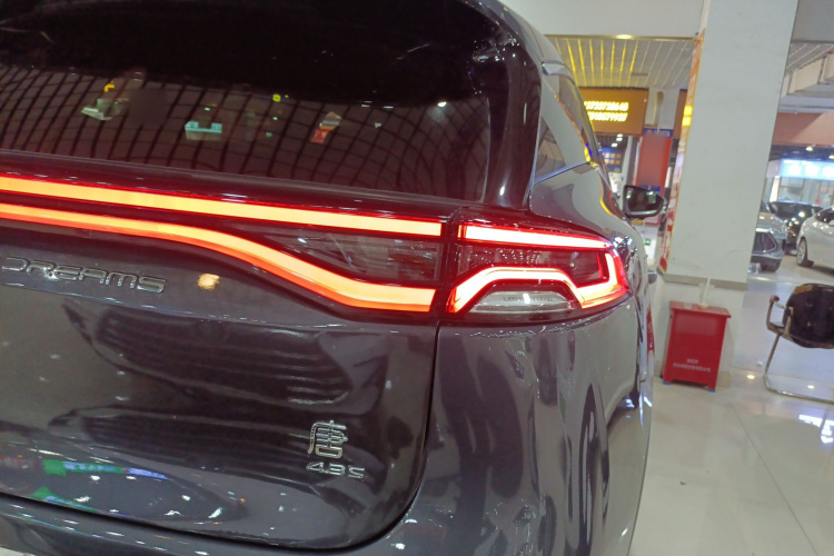 BYD Tang New Energy 2022 #8 BYD Tang New Energy 2022 car image #8