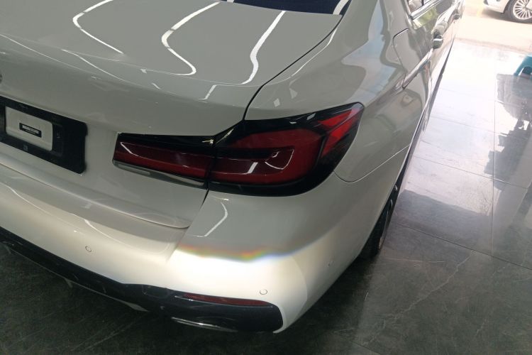 宝马 宝马5系新能源 2021 汽车图片 #8