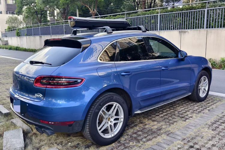 2018 immagine di auto #8