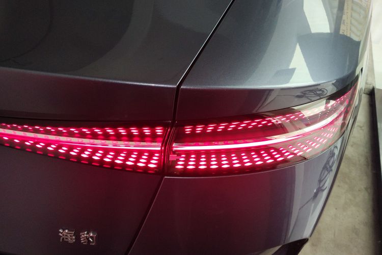 BYD Seal 2024 изображение автомобиля #8