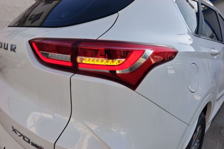 Jetour X70 2021 car image #8