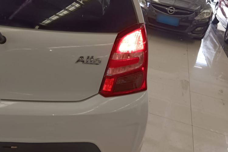 Suzuki Alto 2016 car image #8