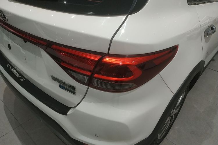 Kia Rio Cross 2019 car image #8