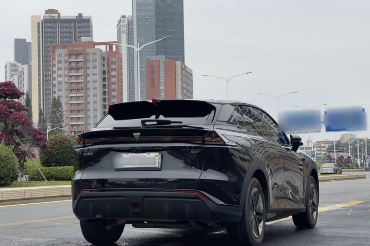 Deepal S07 2025 car image #8