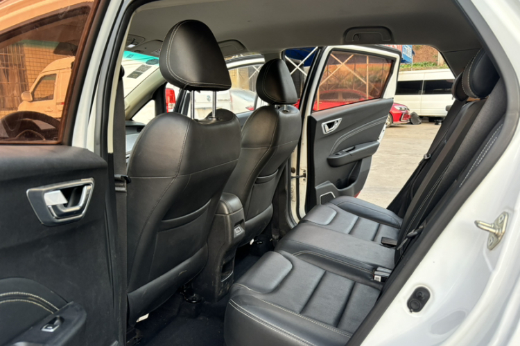 Vision X3 2018 image de voiture #8