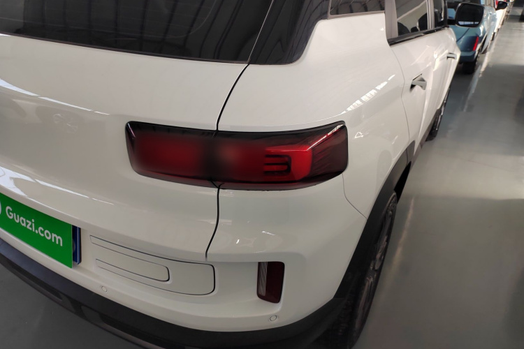 GEELY ICON 2021 car image #8