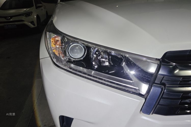 Toyota Highlander 2020 car image #8