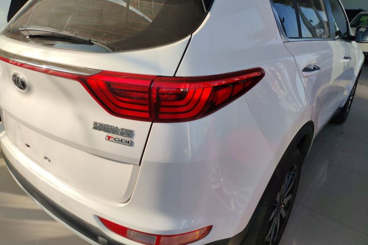 Kia KX5 2017 car image #8