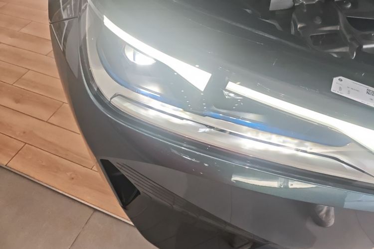 BMW iX 2023 #8 BMW iX 2023 car image #8