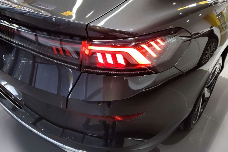 Volkswagen Lamando 2024 imagem de carro #8