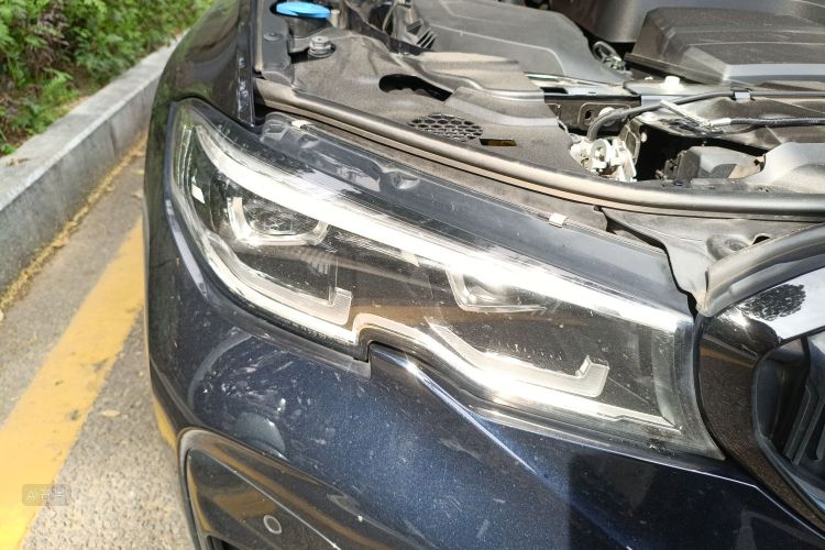 BMW 3 Series 2020 #8 BMW 3 Series 2020 car image #8