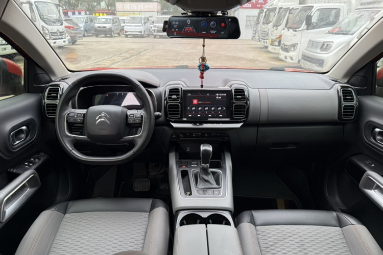 Citroen C5 AIRCROSS 2017 immagine di auto #8