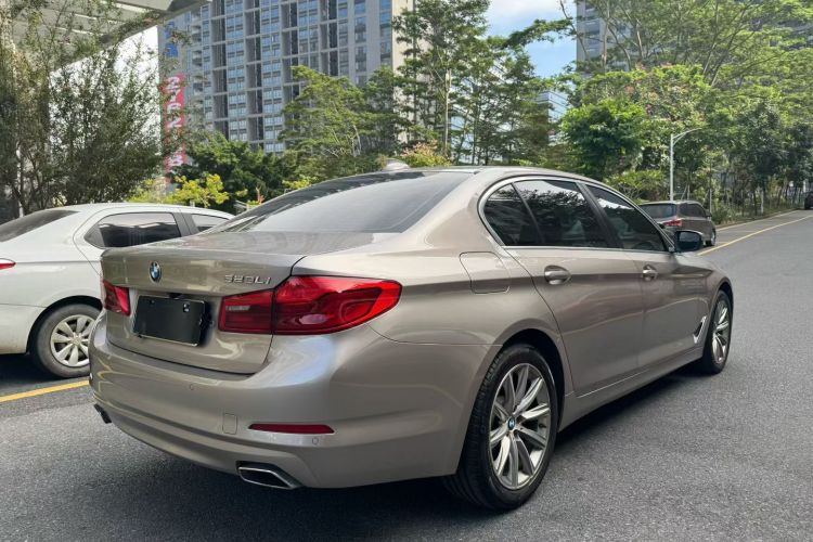 BMW 5 Series 2017 car image #8