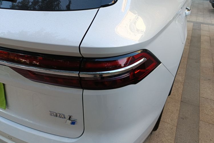 GEELY 2023 image de voiture #8