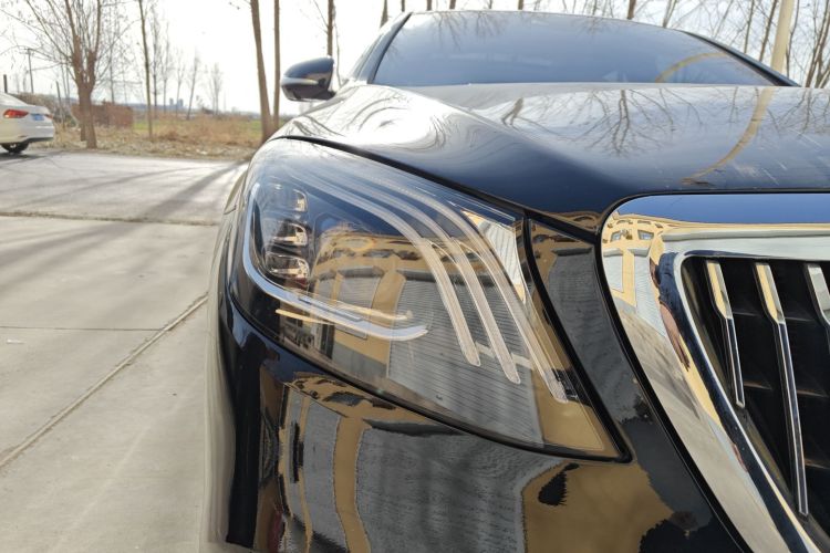 Mercedes-Benz Maybach S Class 2016 car image #8