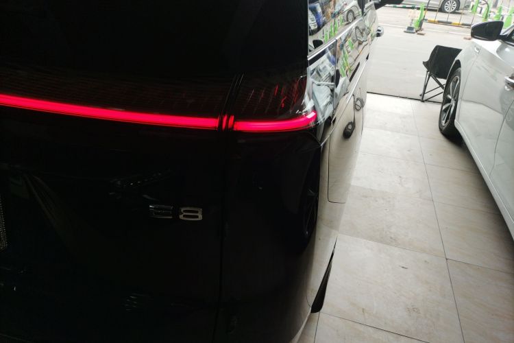 GAC Trumpchi E8 New Energy 2023 car image #8