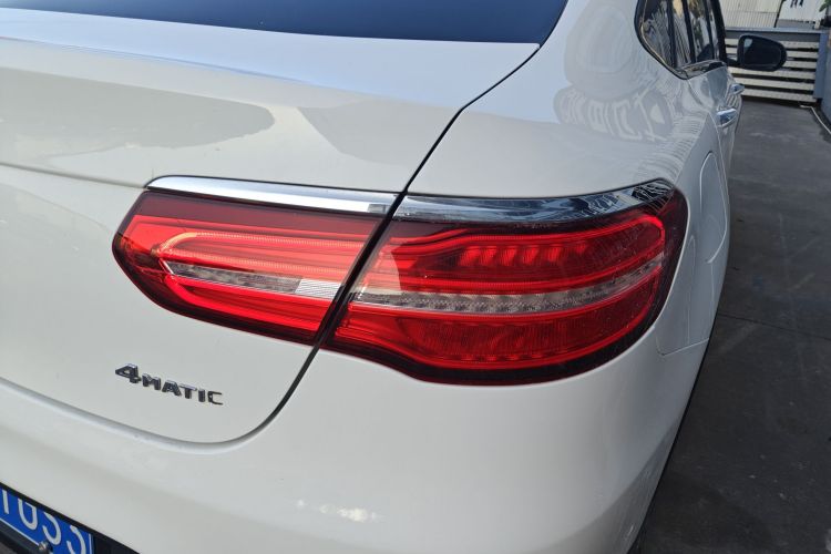 Mercedes-Benz GLC Coupe 2019 imagem de carro #8