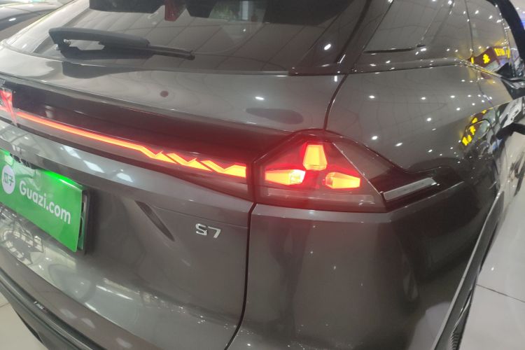 Deepal S07 2024 immagine di auto #8