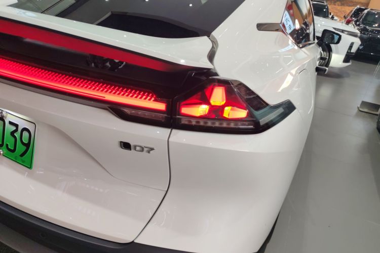 Deepal L07 2025 car image #8